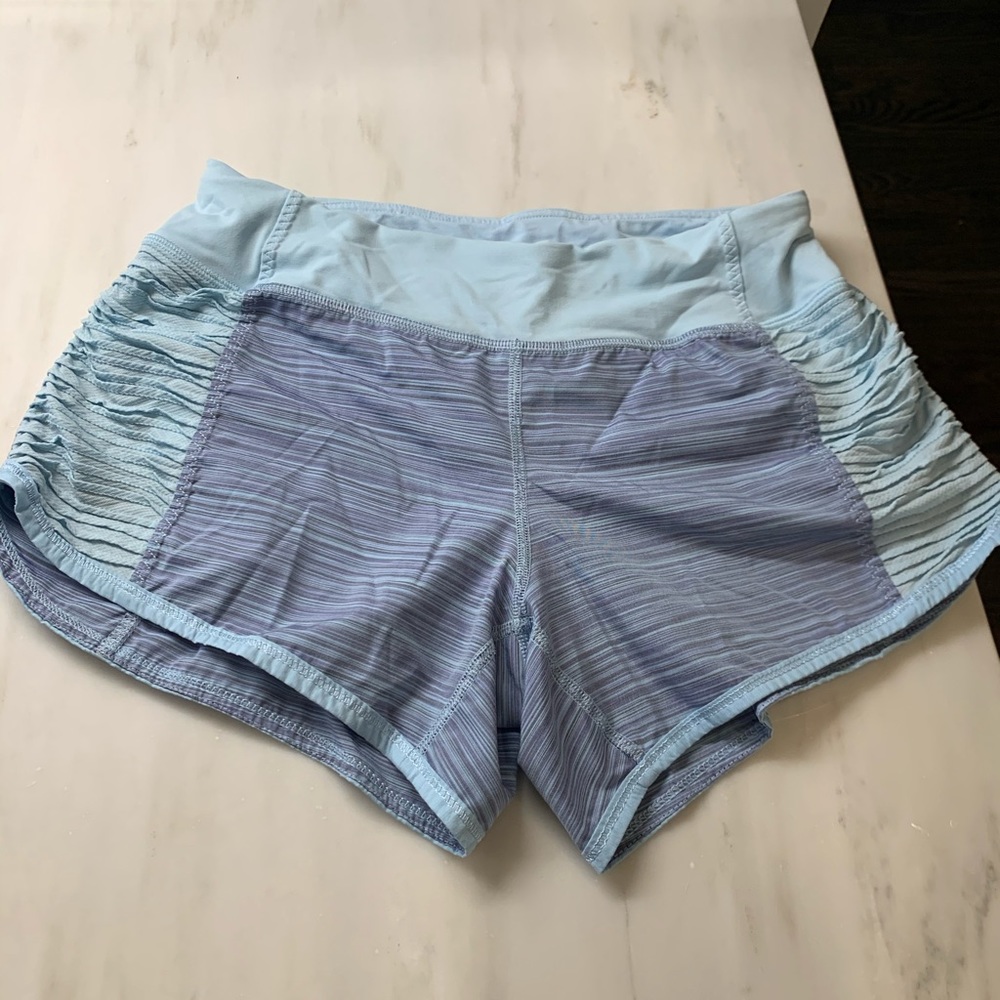 Lululemon shorts size 4